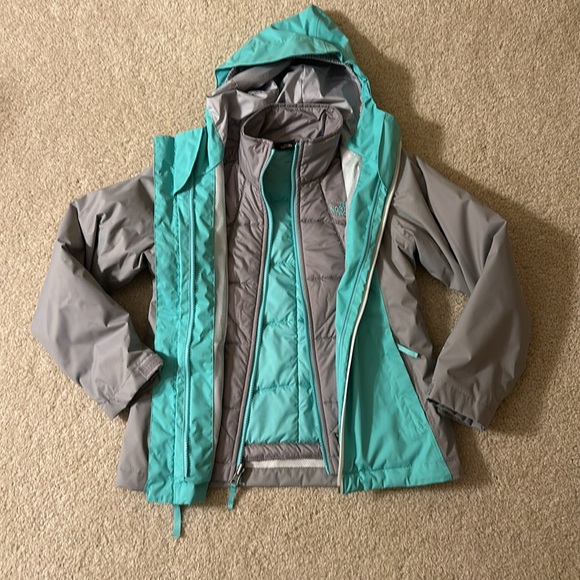 North face girls size S/P (7/8) double layer -2 jackets in one. - Picture 2 of 10